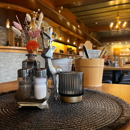 Clc Alpine Centre Hotel 4*