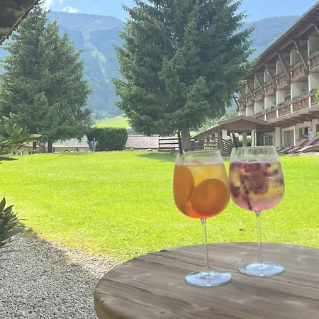Clc Alpine Centre Otel Saalfelden