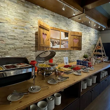 Clc Alpine Centre 4*