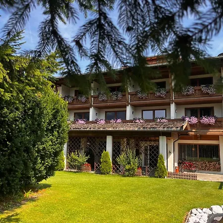 Clc Alpine Centre Hotel