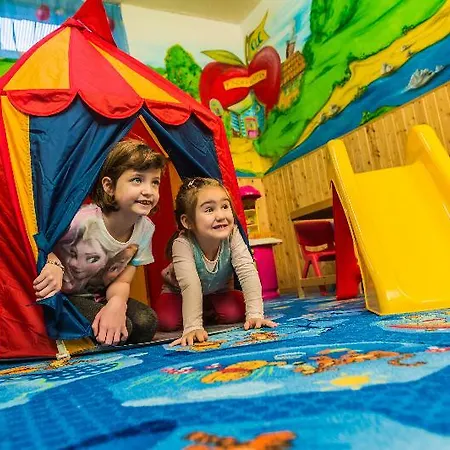 Clc Alpine Centre Saalfelden